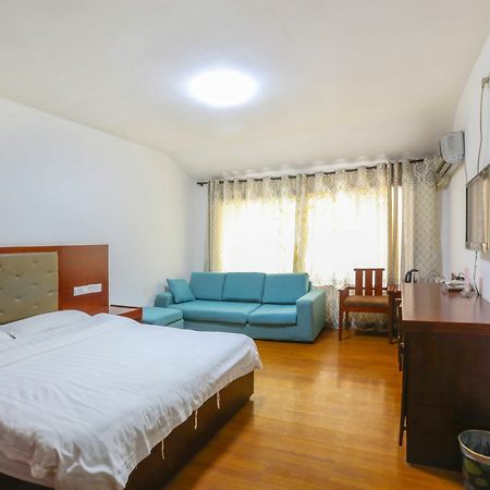 Yuetu Express Hotel Улинъюань Экстерьер фото
