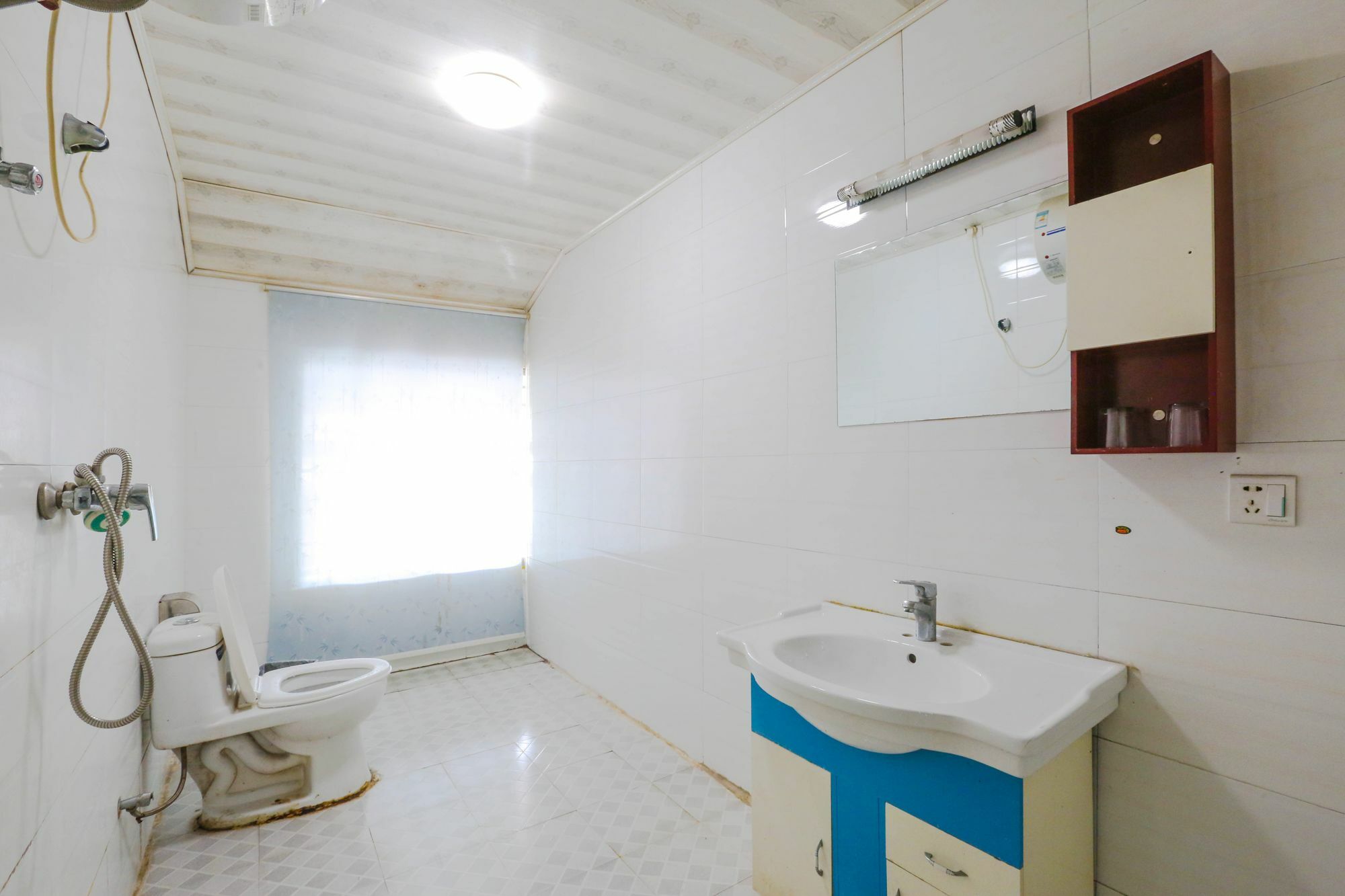 Yuetu Express Hotel Улинъюань Экстерьер фото